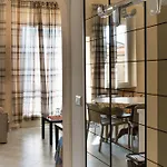 Apartment Attico Con 2 Camere In Via Vespucci