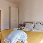 Apartment Attico Con 2 Camere In Via Vespucci