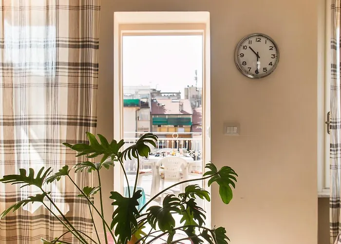 Attico Con 2 Camere In Via Vespucci