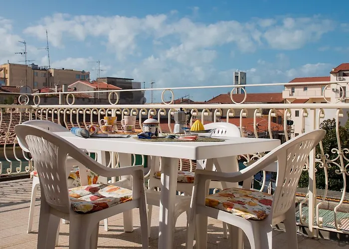 Attico Con 2 In Via Vespucci Апартаменти В'яреджо